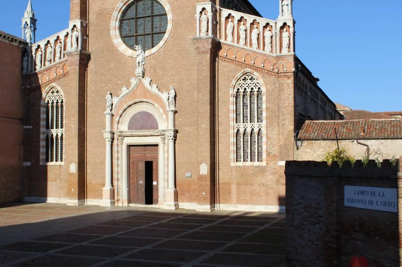 La Corte Segreta Venice 0*,