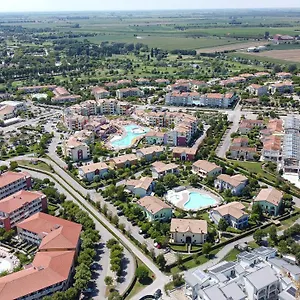 Altanea Con Piscina Apartmán